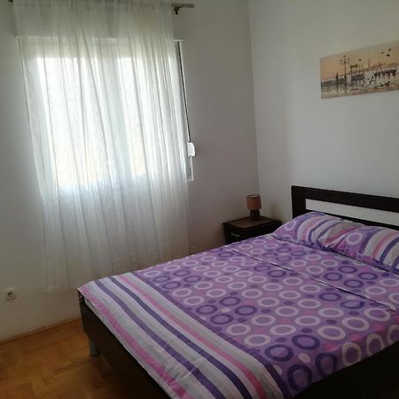 Rent A Conform Apartment Podgorica Luaran gambar