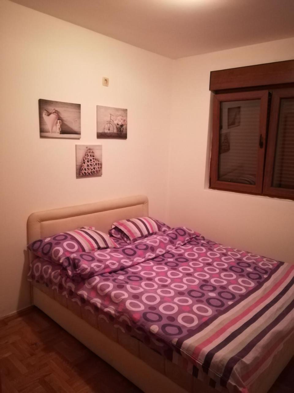 Rent A Conform Apartment Podgorica Luaran gambar